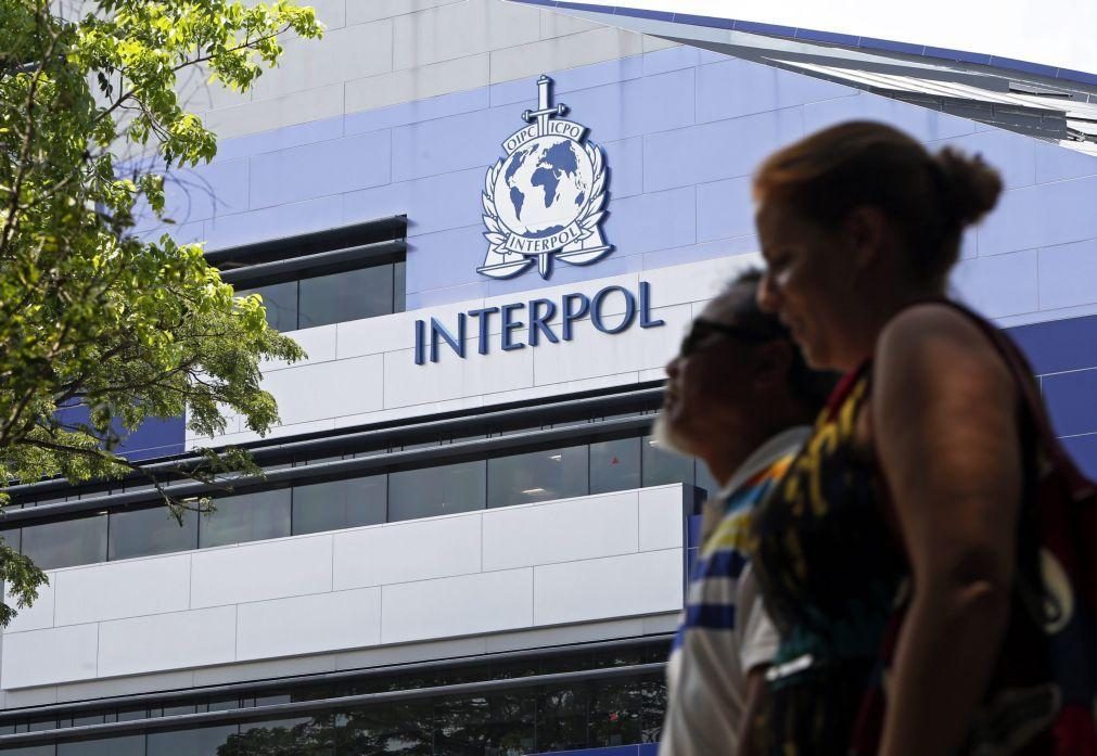 Interpol detém 2.500 pessoas e resgata 3.000 na maior operação contra tráfico de seres humanos