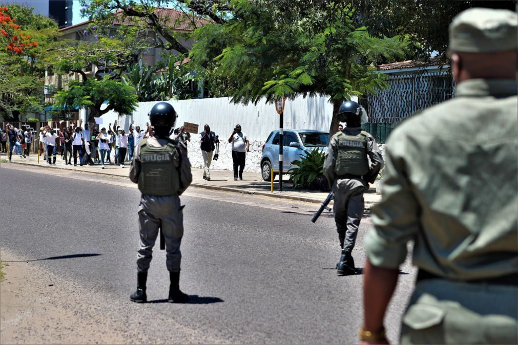 Governo reitera alerta de cuidados redobrados a portugueses em Moçambique