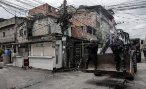 População nas favelas do Brasil cresce 43,5% em 12 anos para mais de 16 milhões