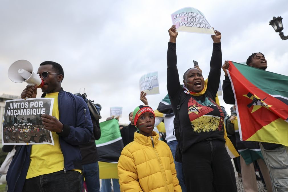 Dezenas manifestaram-se em Lisboa contra alegada fraude eleitoral em Moçambique