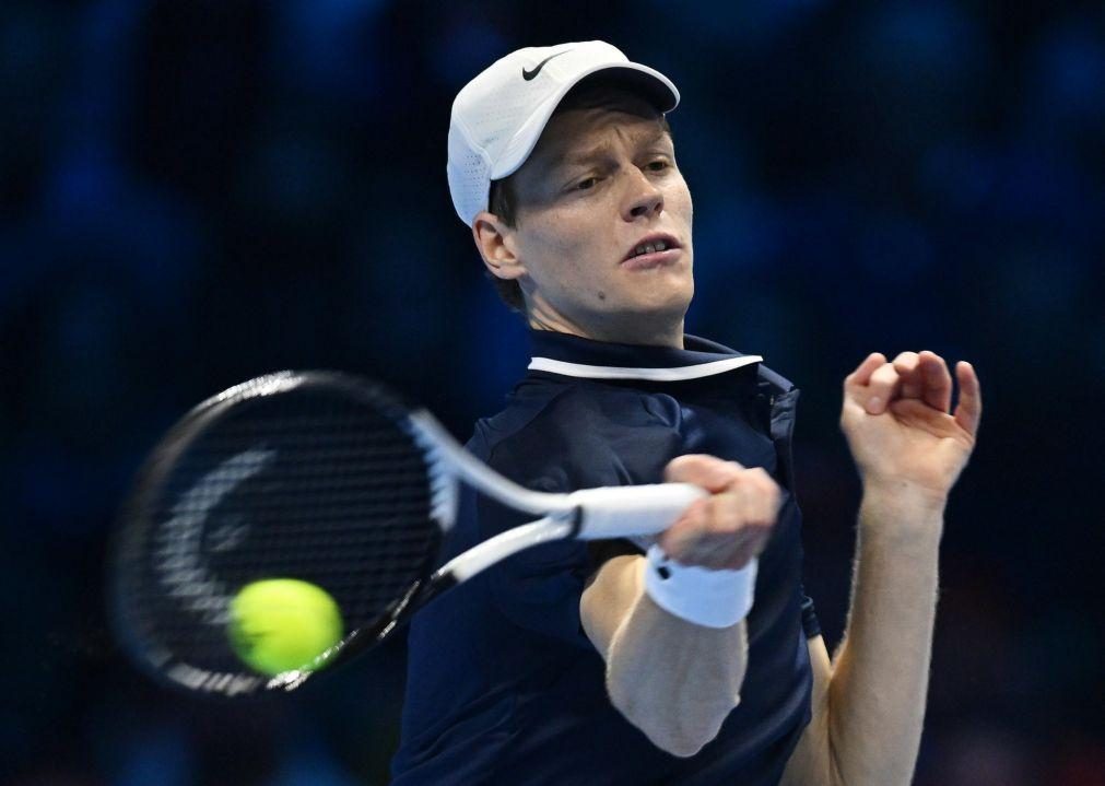 Tenista Italiano Jannik Sinner vence ATP Finals ao bater na final Taylor Fritz