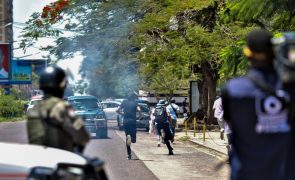 Pelo menos 25 mortos em cinco dias de manifestações em Moçambique