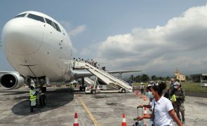 Oposição são-tomense vê no aumento de taxas aeroportuárias um 