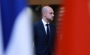 França recusa 