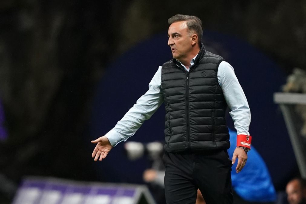 Carlos Carvalhal quer vencer Hoffenheim, mas jogo 