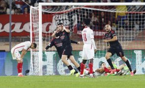 Benfica dá a volta ao resultado no Mónaco e regressa aos triunfos na 'Champions'