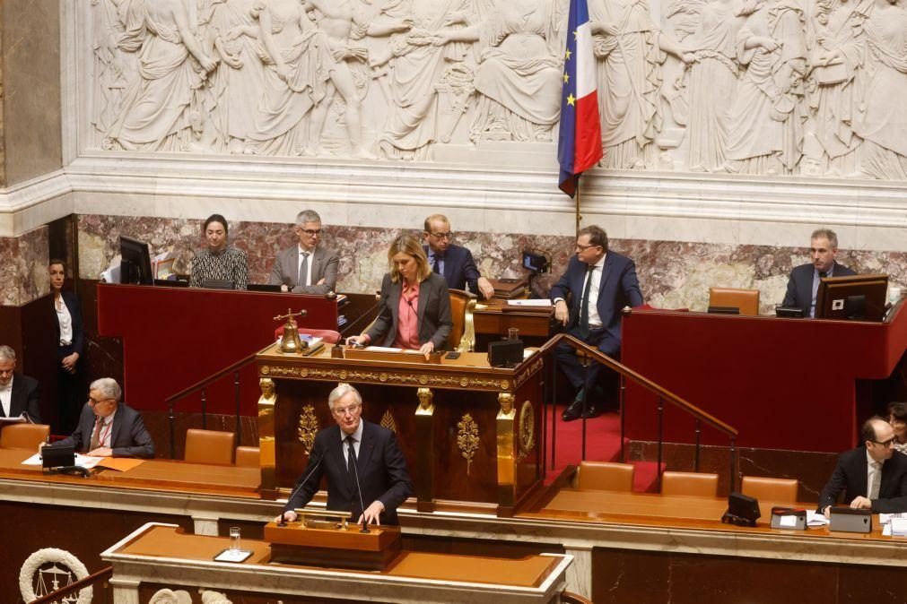 Parlamento francês vai votar moções de censura ao Governo na quarta-feira