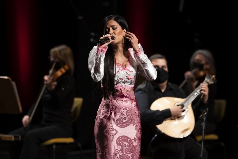 Ana Moura, Olavo Bilac, Stereossauro e tributo a Pedro Barroso até março no Teatro Virgínia