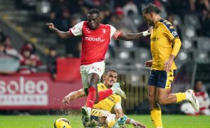 Sporting de Braga desperdiça vantagem de dois golos e empata com Estoril Praia