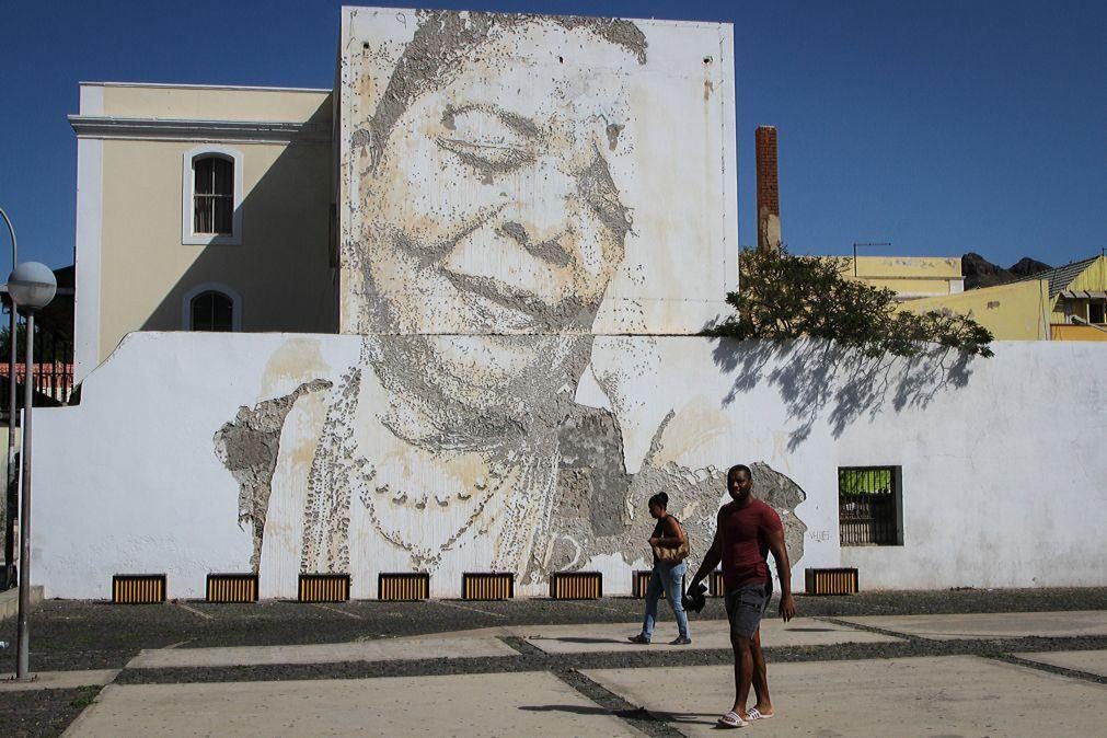 Governo cabo-verdiano prepara protocolo com família de Cesária Évora para criação de casa-museu