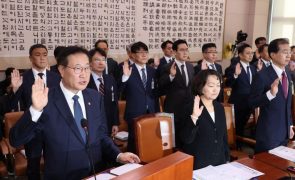 Parlamento da Coreia do Sul destitui ministro da Justiça e chefe da Polícia