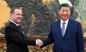 Xi Jinping apela a maior coordenação com Moscovo para conduzir governação global