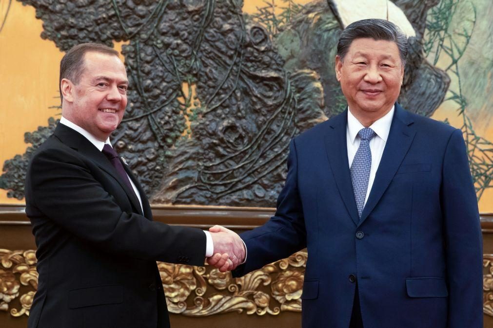 Xi Jinping apela a maior coordenação com Moscovo para conduzir governação global