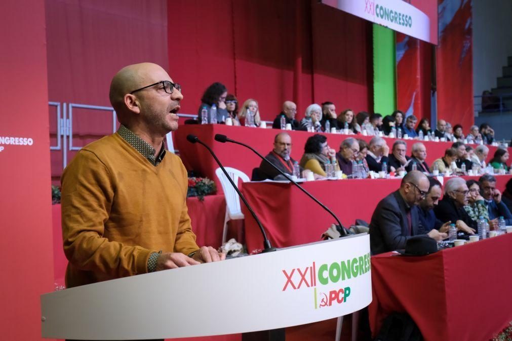 Comunistas elegem hoje novo Comité Central