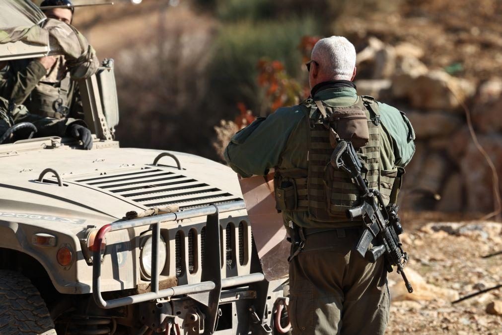 Israel lançou mais de 60 ataques em todo a Síria em poucas horas - ONG