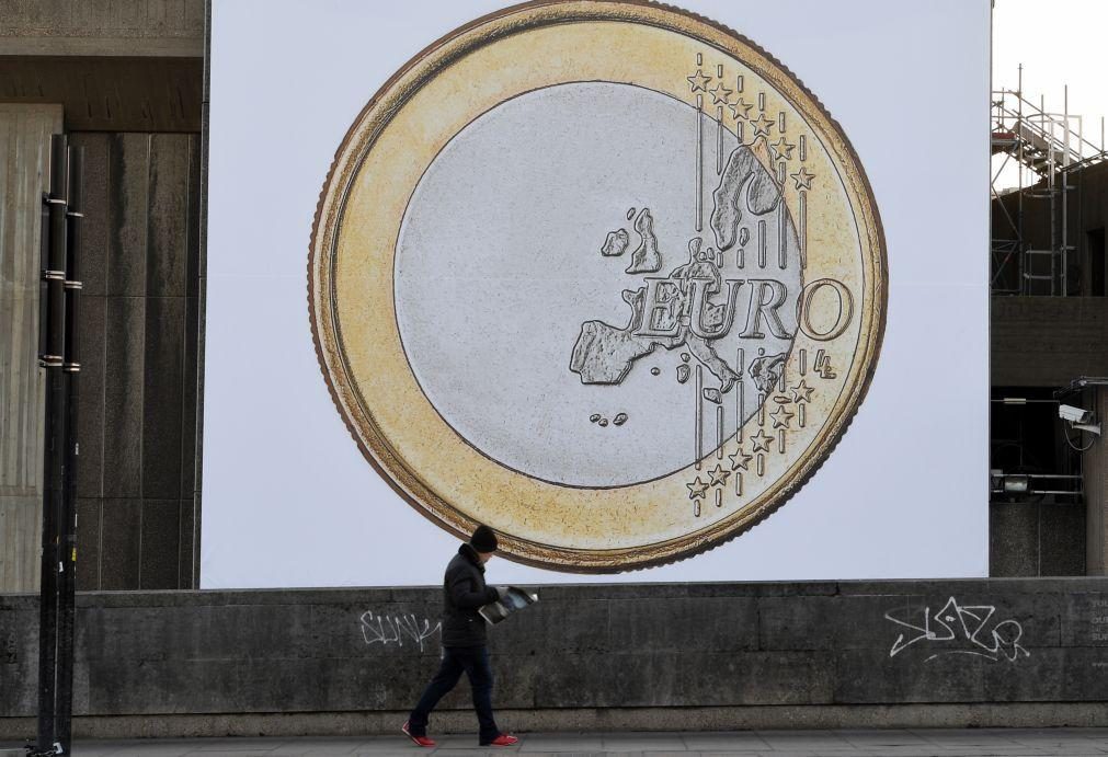 Euro cai para mínimo desde novembro de 2022, depois de Fed cortar taxas