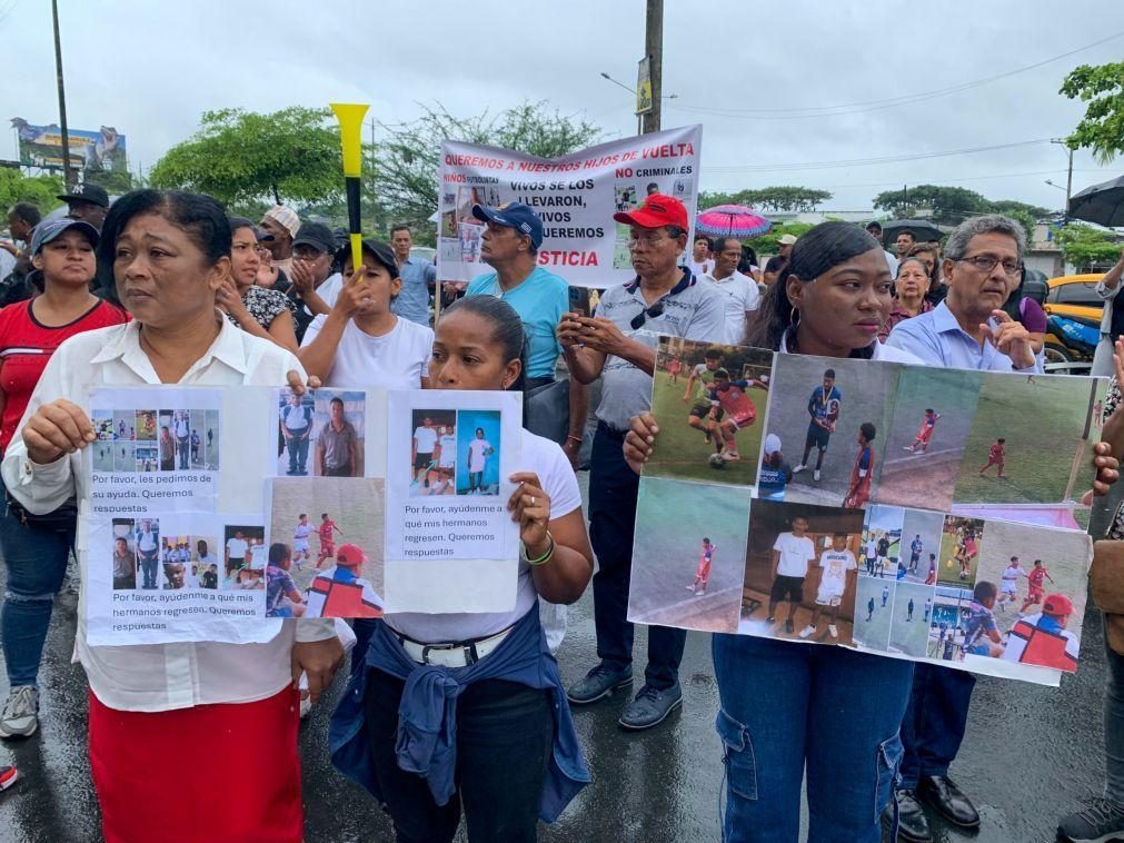 Parlamento do Equador declara 08 de dezembro dia de luto pela morte de quatro menores