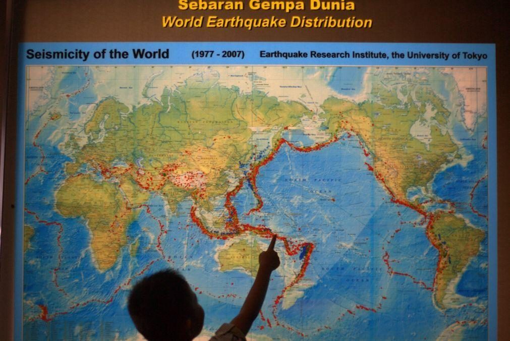 Novo balanço aponta para pelo menos 32 vítimas mortais de sismo no Tibete