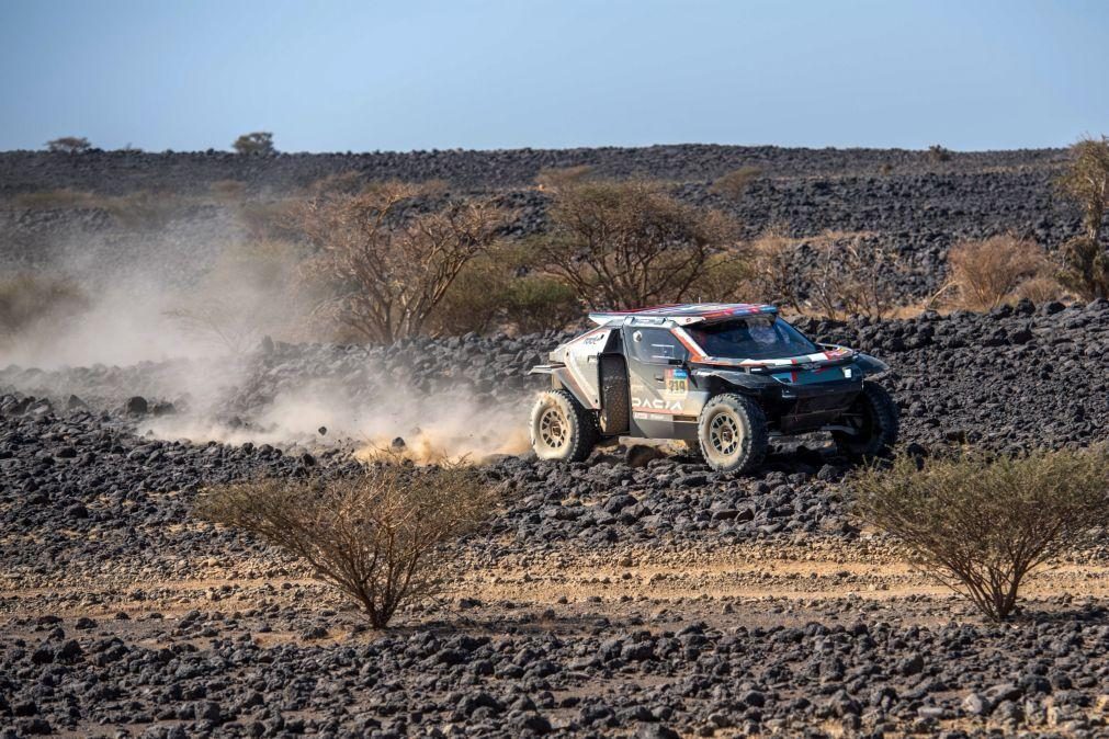 Dakar2025: Acidente retira Sébastien Loeb da corrida