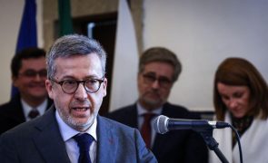 Moedas aceita pedir parecer externo sobre substituição de vereadores em Lisboa mas inclui anterior mandato