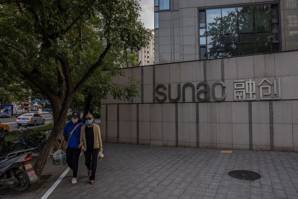 Ações da promotora chinesa Sunac caem 22% após pedido de liquidação em Hong Kong