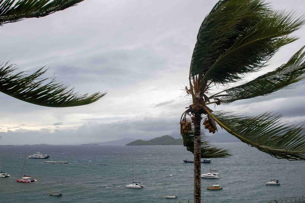 Prolongado alerta vermelho em Mayotte devido a tempestade tropical que segue para Moçambique