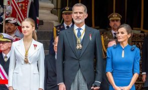 Princesa Leonor - As lágrimas de Letizia e Felipe VI que ‘ecoaram’ na despedida da filha