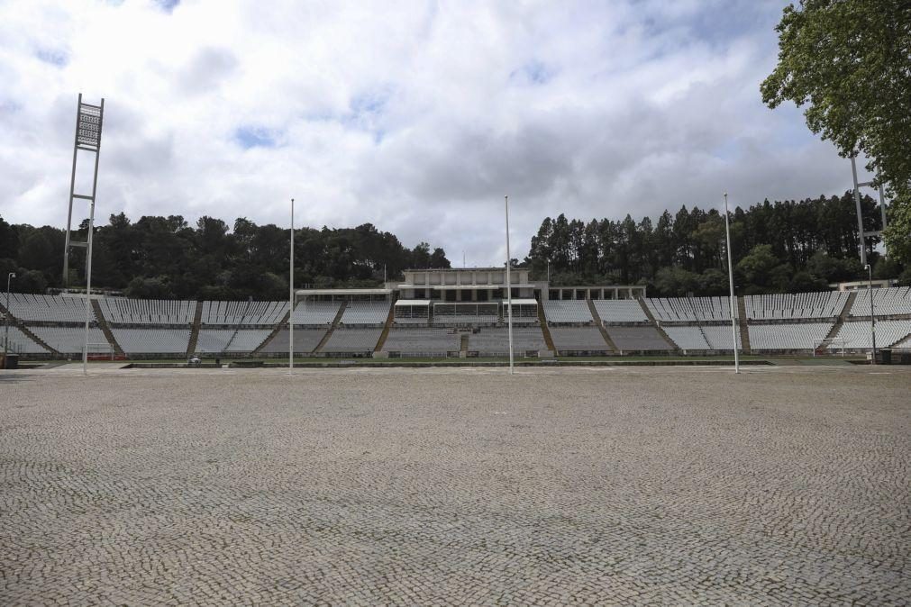 Reabilitação do Estádio Nacional vai respeitar arquitetura original e terá cobertura maior