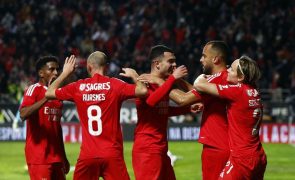 Benfica vence Farense e qualifica-se para os 'quartos' da Taça de Portugal