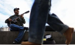 Artistas de rua do Porto temem que novas regras retirem qualidade a atuações