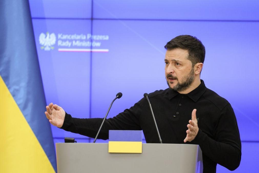 Zelensky diz que Rússia atacou com 1.370 sistemas aéreos