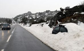 Estrada de acesso à Serra da Estrela reaberta hoje de manhã