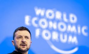 Zelensky aponta mínimo de 200 mil soldados europeus para garantir trégua com Rússia