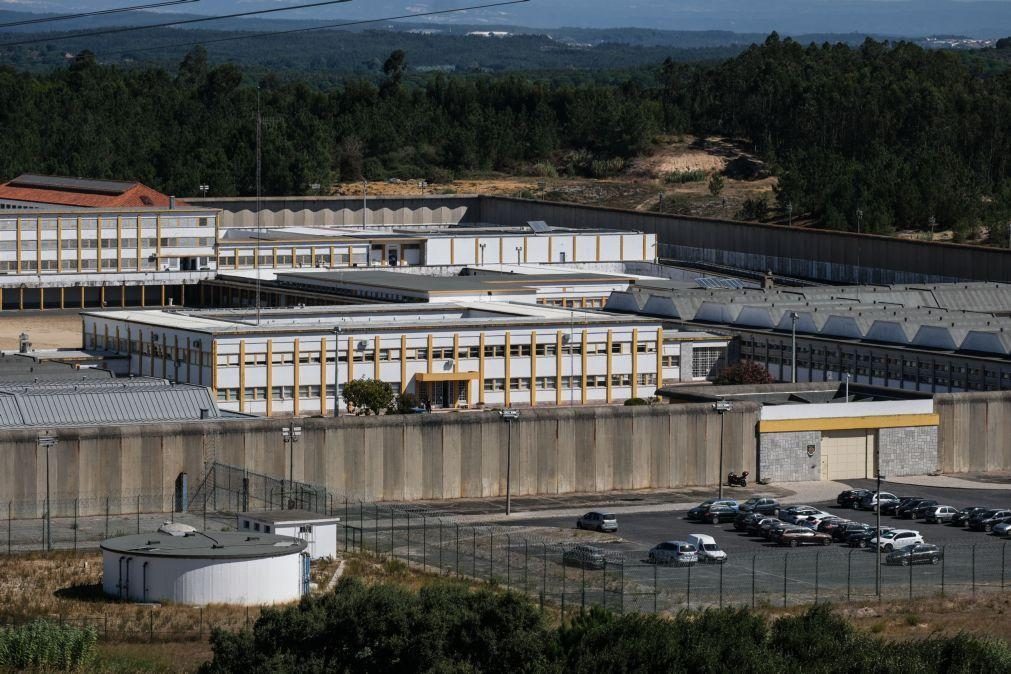 AR aprova na generalidade instalação de inibidores de sinal nas prisões