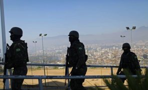 Operação da polícia militar em favelas do Rio de Janeiro faz pelo menos cinco mortos