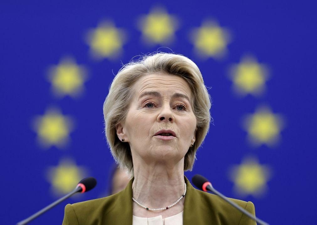 Von der Leyen avisa que vítimas do Holocausto jamais serão esquecidas