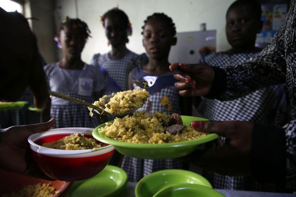 Angola reformula programa de merenda escolar para garantir refeição quente às crianças