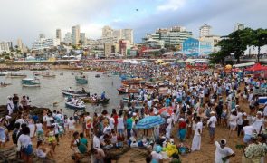 Teto de igreja portuguesa em Salvador desaba e faz um morto