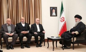 Khamenei reúne-se com dirigentes do Hamas pela primeira vez desde trégua em Gaza