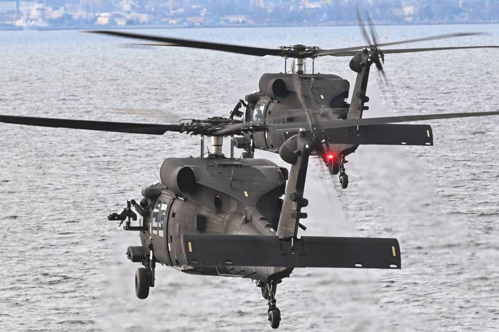 Afeganistão pede formalmente aos EUA que devolva sete helicópteros Black Hawk