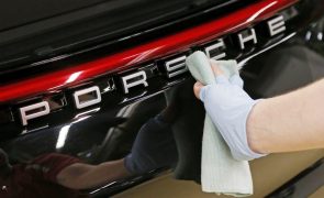 Porsche quer cortar 1.900 postos de trabalho na Alemanha