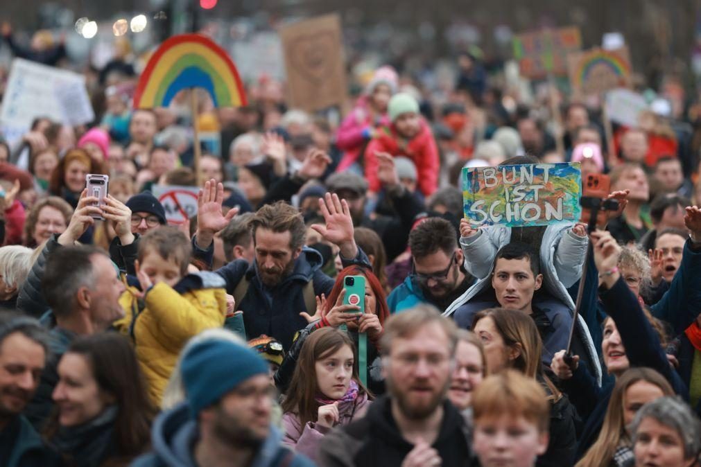 Ideologia de ódio da extrema-direita promove ataques contra comunidade LGBT na Alemanha