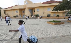 Professores da Escola Portuguesa de Luanda iniciam hoje greve de cinco dias