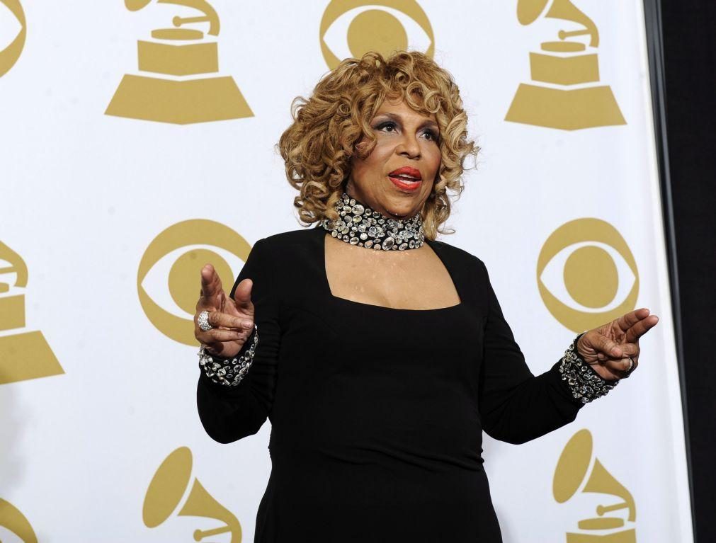 Roberta Flack morre aos 88 anos