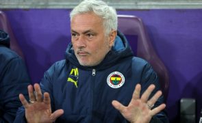 Galatasaray vai avançar com queixa judicial contra José Mourinho