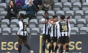 Nacional vence Famalicão como golo de Laabidi nos descontos