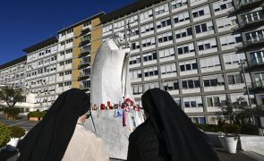 Papa sofre dois episódios de insuficiência respiratória aguda