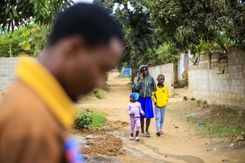 Conflitos e catástrofes naturais aumentam risco de casamentos prematuros em Moçambique