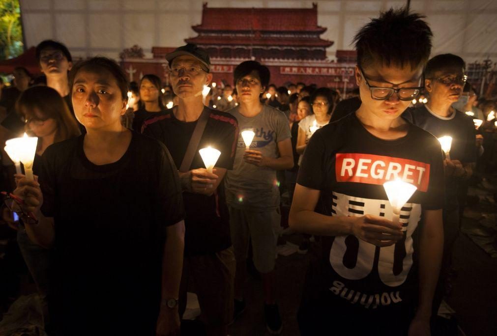 Tribunal de Hong Kong anula condenações de antigos organizadores de vigílias de Tiananmen