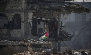 Bombardeamento israelita faz dois mortos a leste da cidade de Gaza